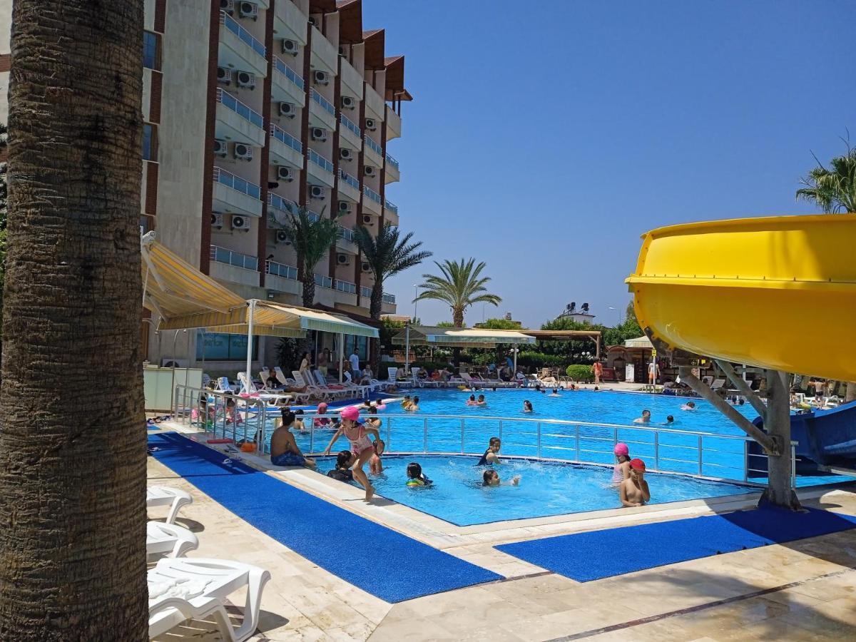 Gumus Hotel Arsuz Exterior photo