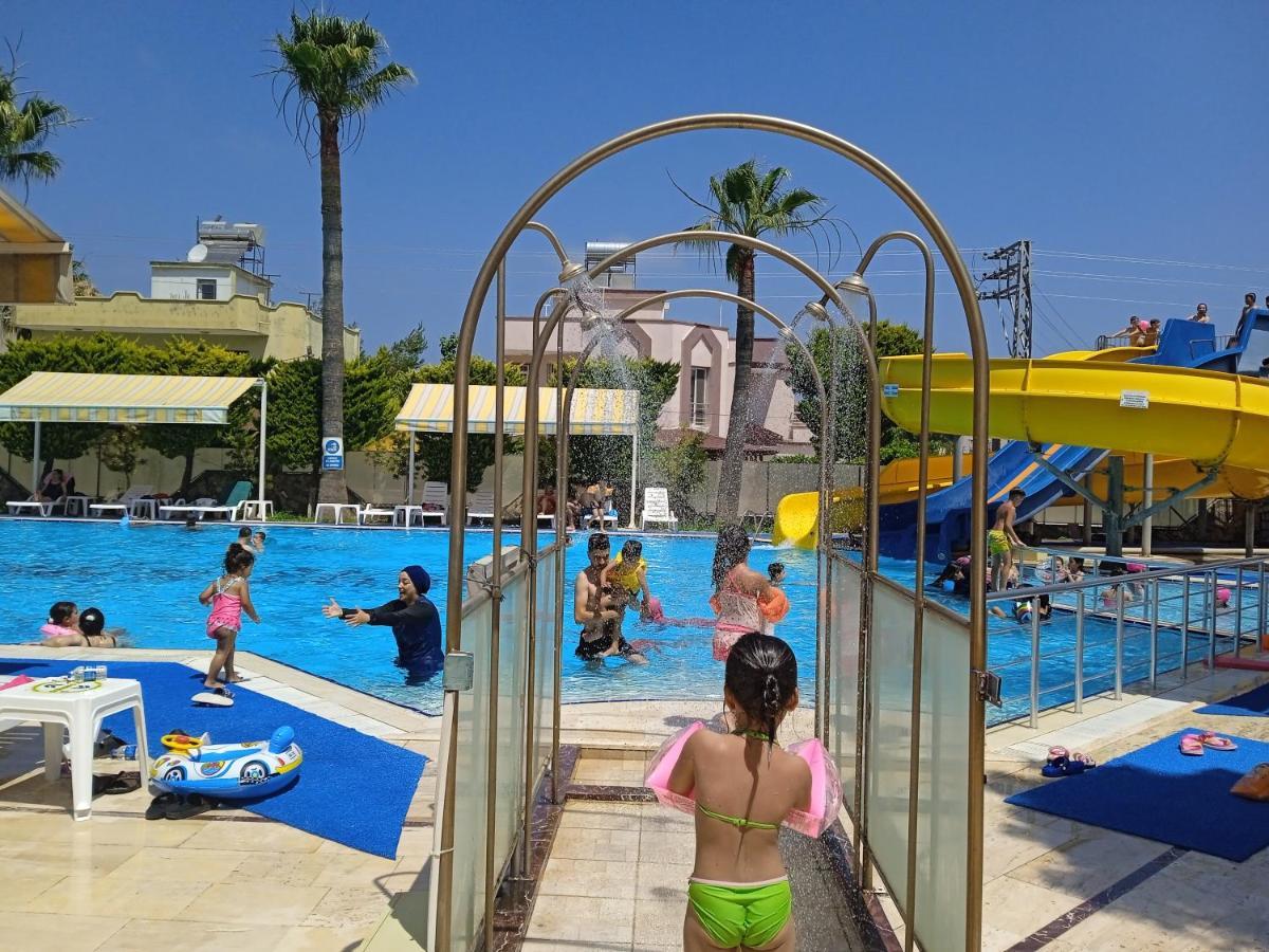 Gumus Hotel Arsuz Exterior photo